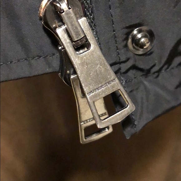 Burberry - Picture 4 of 8